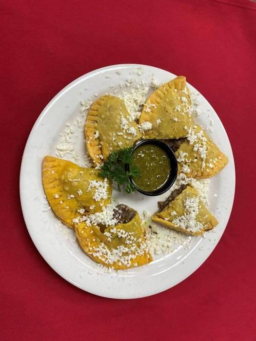 Appetizer at Ajuúa!